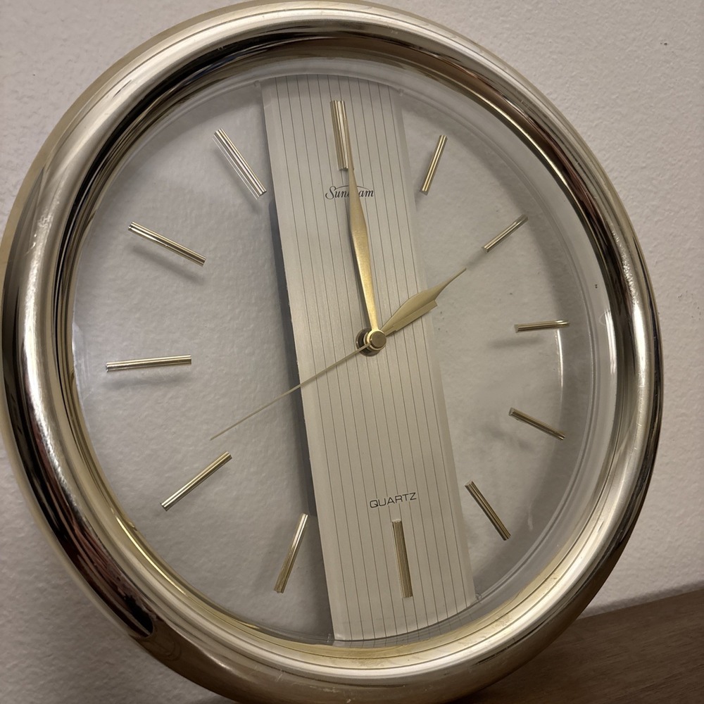 Vintage 12" MCM Sunbeam 882 1079  Quartz Wall Clock Gold‎ Transparent Works